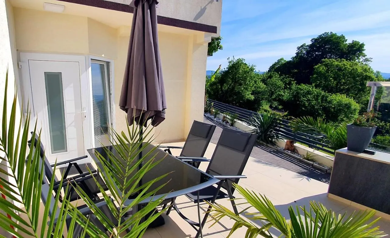 Modern Penthouse And Jacuzzi Apartments Opatija Croatia