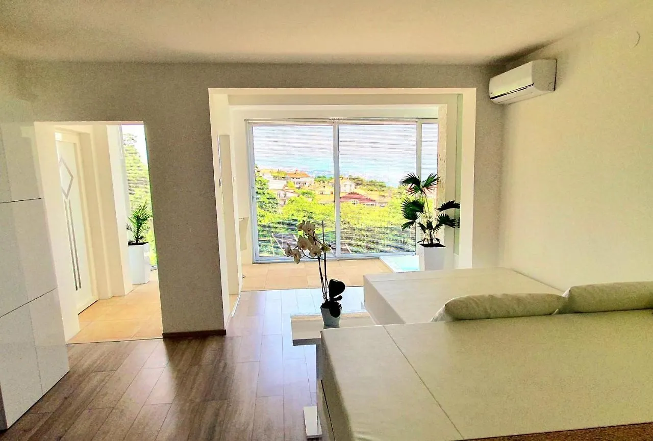 Modern Penthouse And Jacuzzi Apartments Opatija