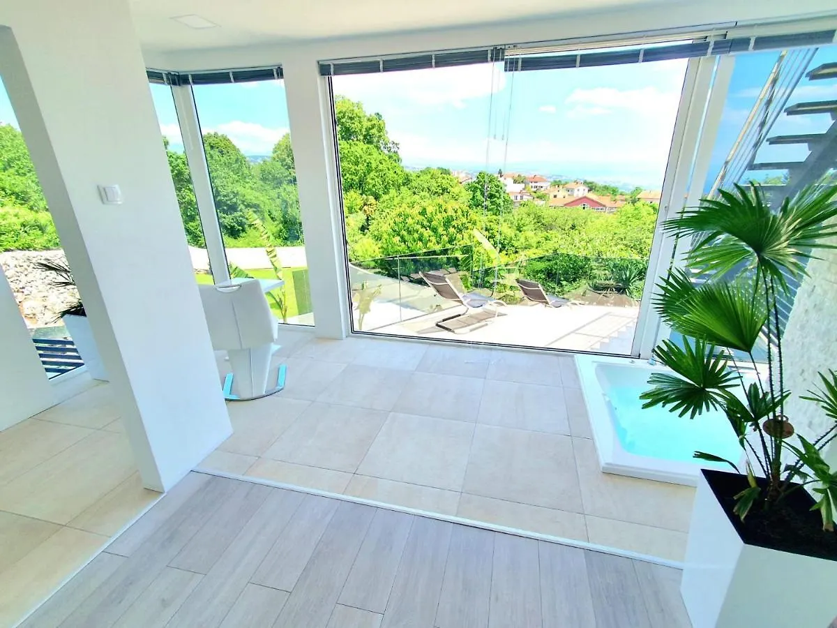 Modern Penthouse And Jacuzzi Apartments Opatija