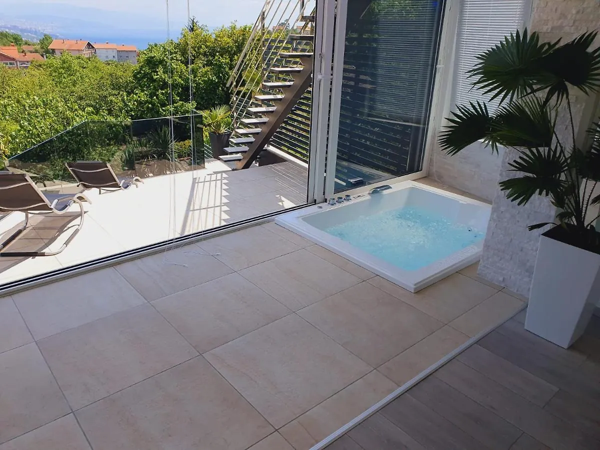 Modern Penthouse And Jacuzzi Apartments Opatija