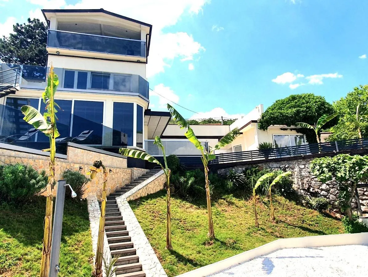 Modern Penthouse And Jacuzzi Apartments Opatija Croatia