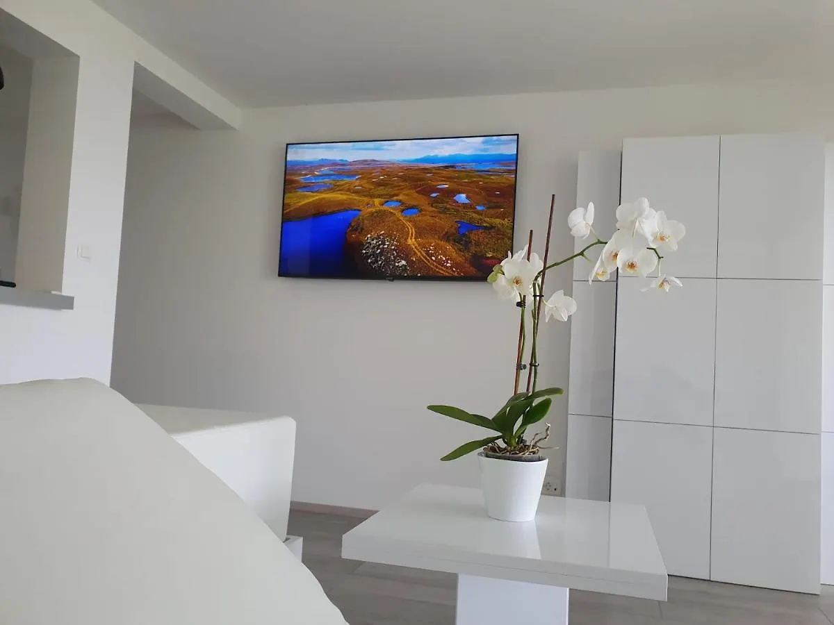Modern Penthouse And Jacuzzi Apartments Opatija Croatia