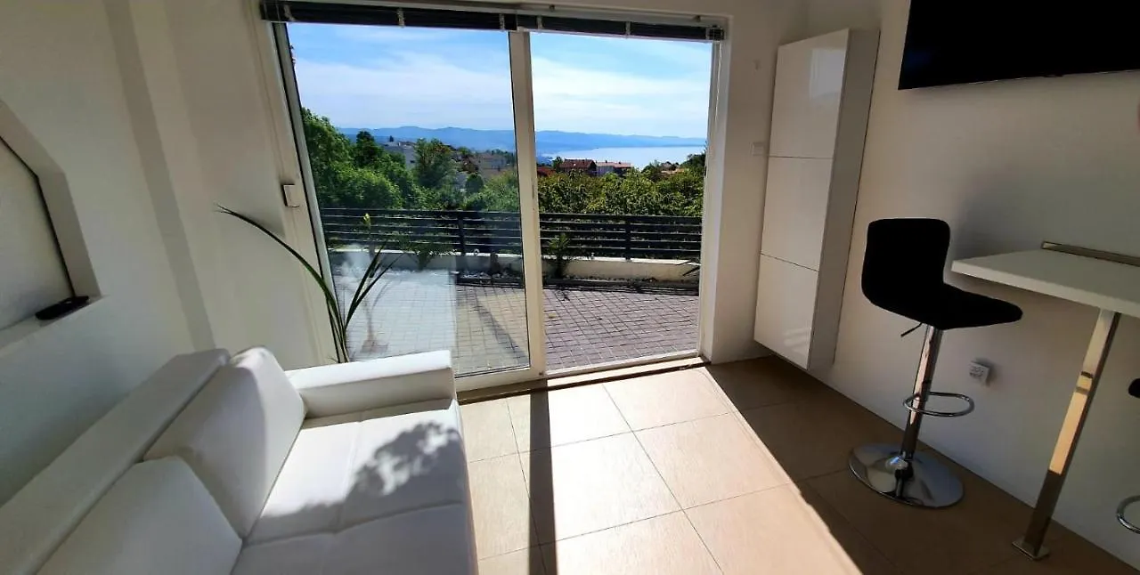 Modern Penthouse And Jacuzzi Apartments Opatija Croatia