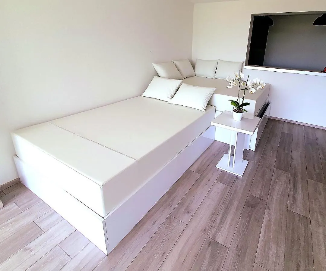 Modern Penthouse And Jacuzzi Apartments Opatija