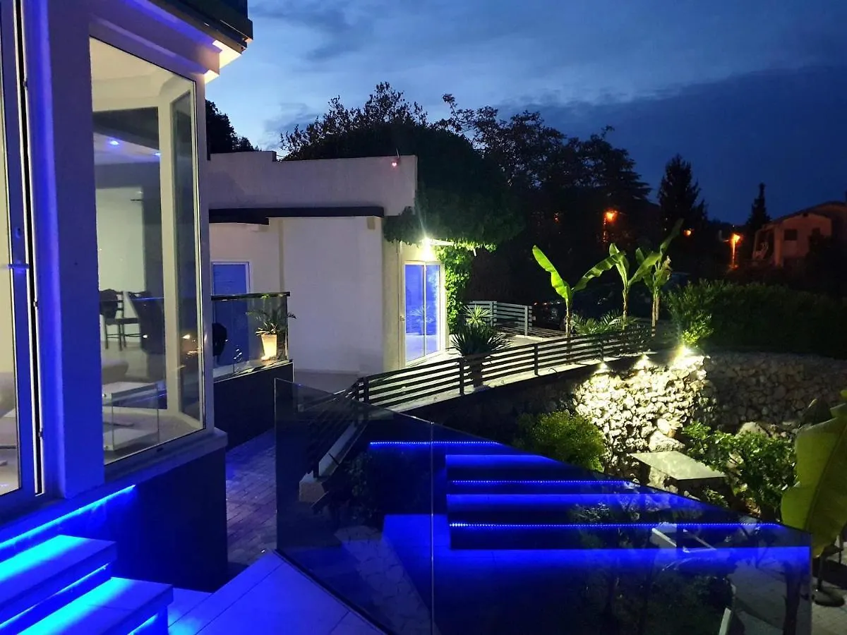 Modern Penthouse And Jacuzzi Apartments Opatija